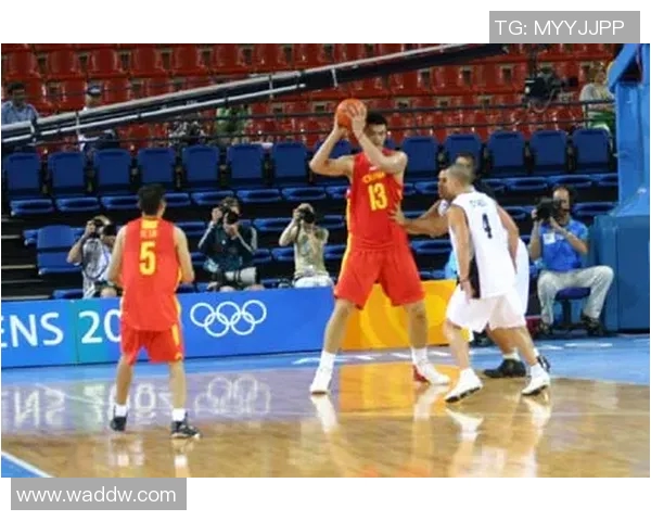 姚明在比赛中的精彩发言与篮球精神的深刻解读